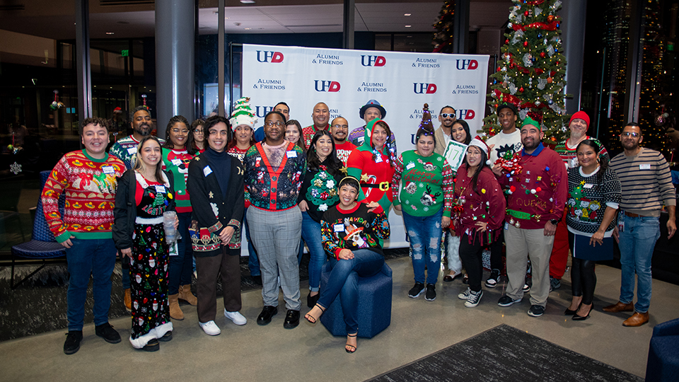 Group photo of Alumni at Jingle Mingle